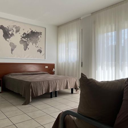 Appartamenti Aquamarina Lido di Jesolo Buitenkant foto